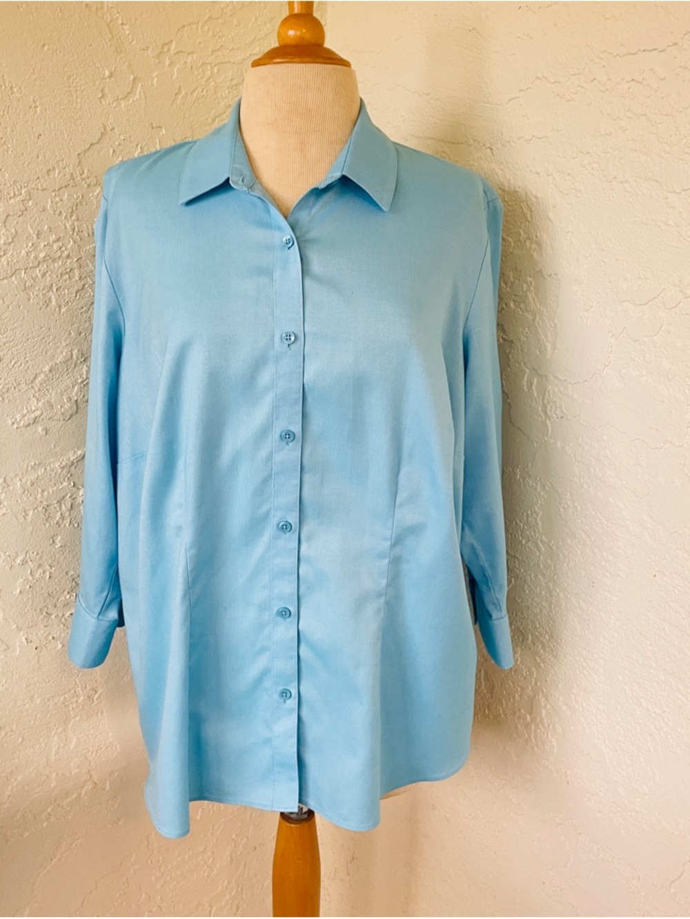 Coldwater Creek No Iron Button Up Shirt Size 1X (18)Blue 3/4 Sleeves 100% Cotton